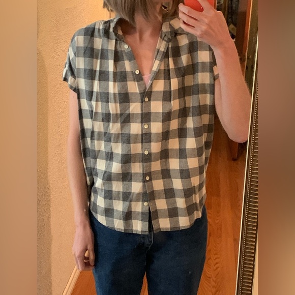 Various Button Tops - Picture 13 of 16